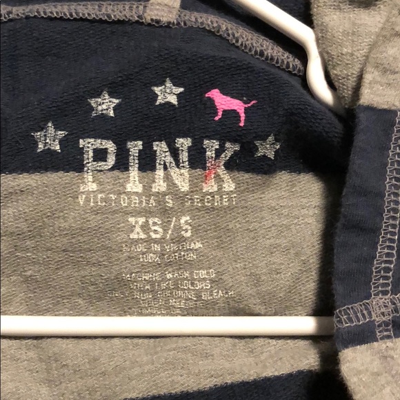 3️⃣ for 2️⃣0️⃣💰Victoria secrets bathrobe - Picture 4 of 4